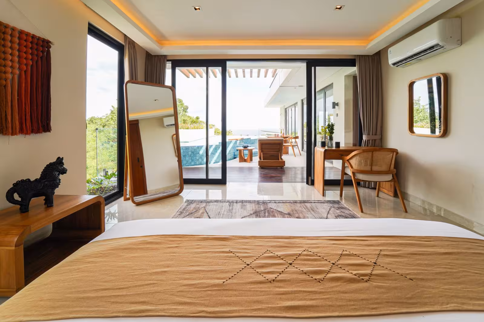 Onyx Villa bedroom